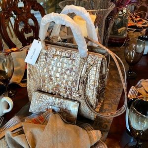 Brahmin Caroline Camel Safari Melbourne hand bag/shoulder bag/CC/wallet.